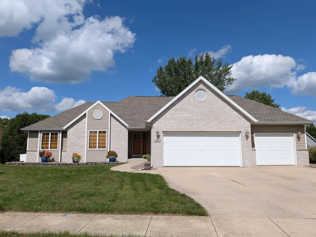 802 Chickadee Drive, Cambridge