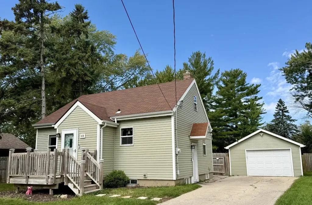 438 W Foster Street, Appleton