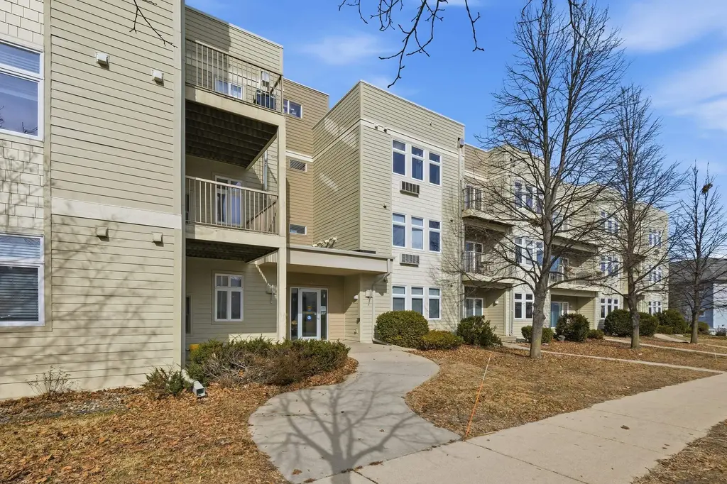 #204 - 8206 Starr Grass Drive, Madison