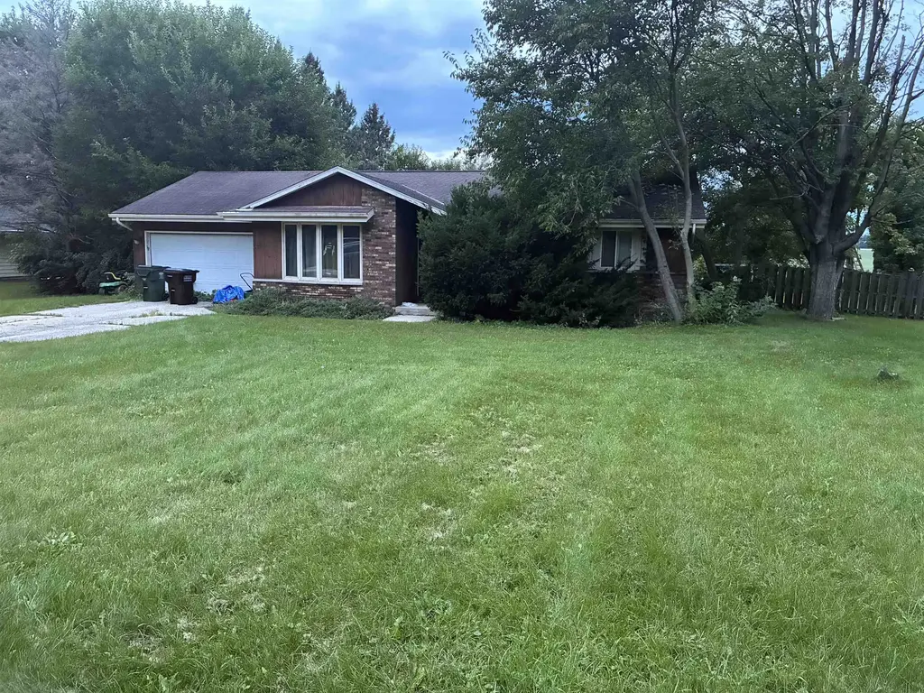 6115 Greenvale Drive, Milton