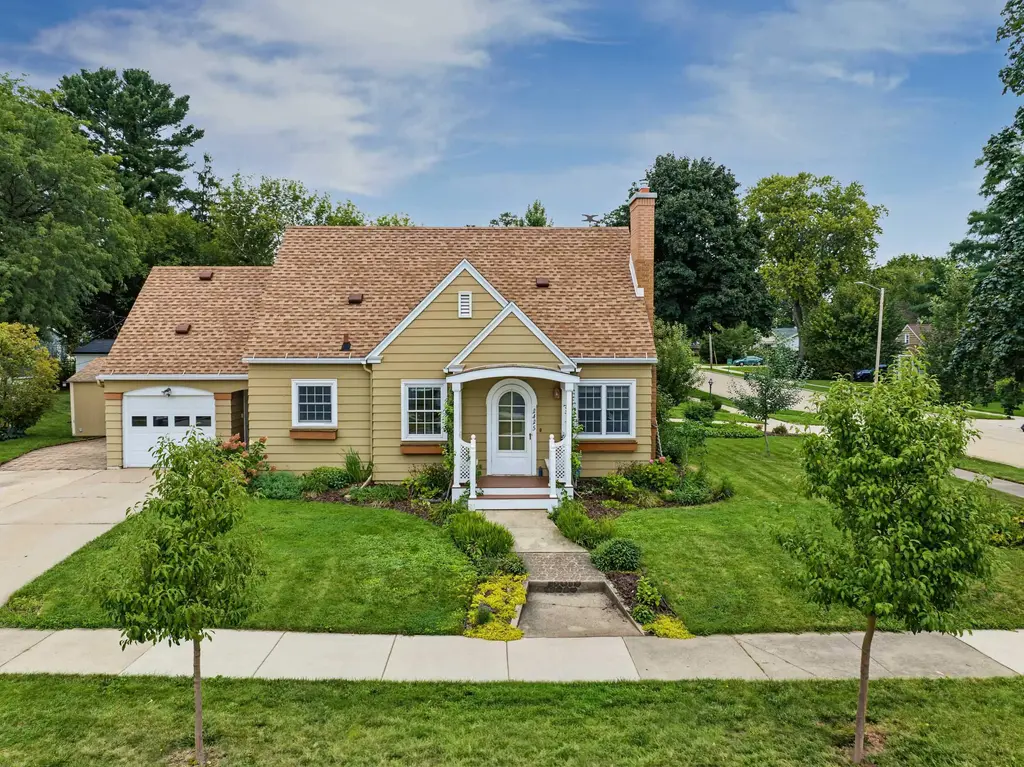 2425 7th Street, Monroe