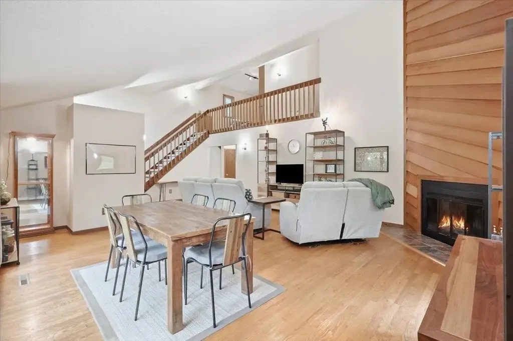 6214 Knollwood Drive, Oregon