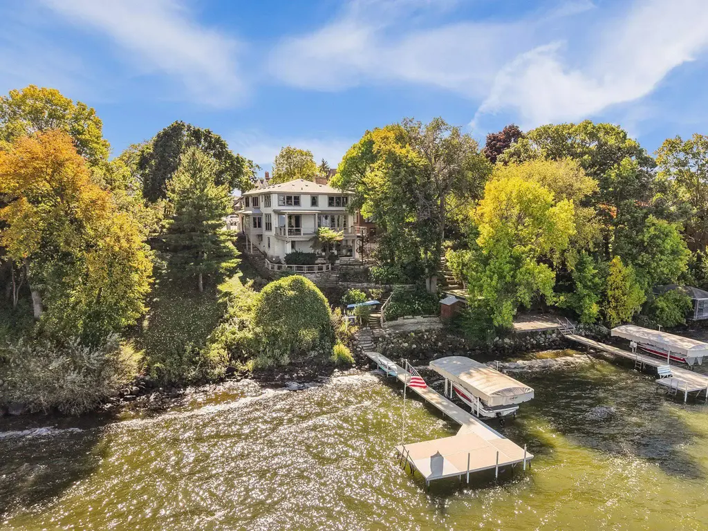920 Castle Place, Madison