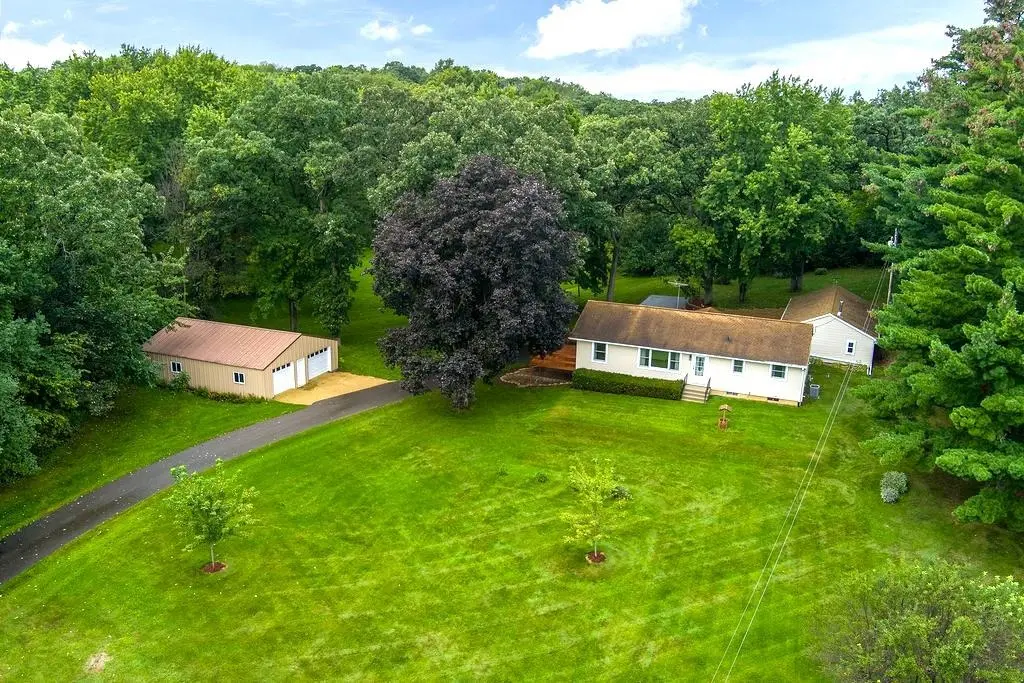 Photo of Listing #2032835