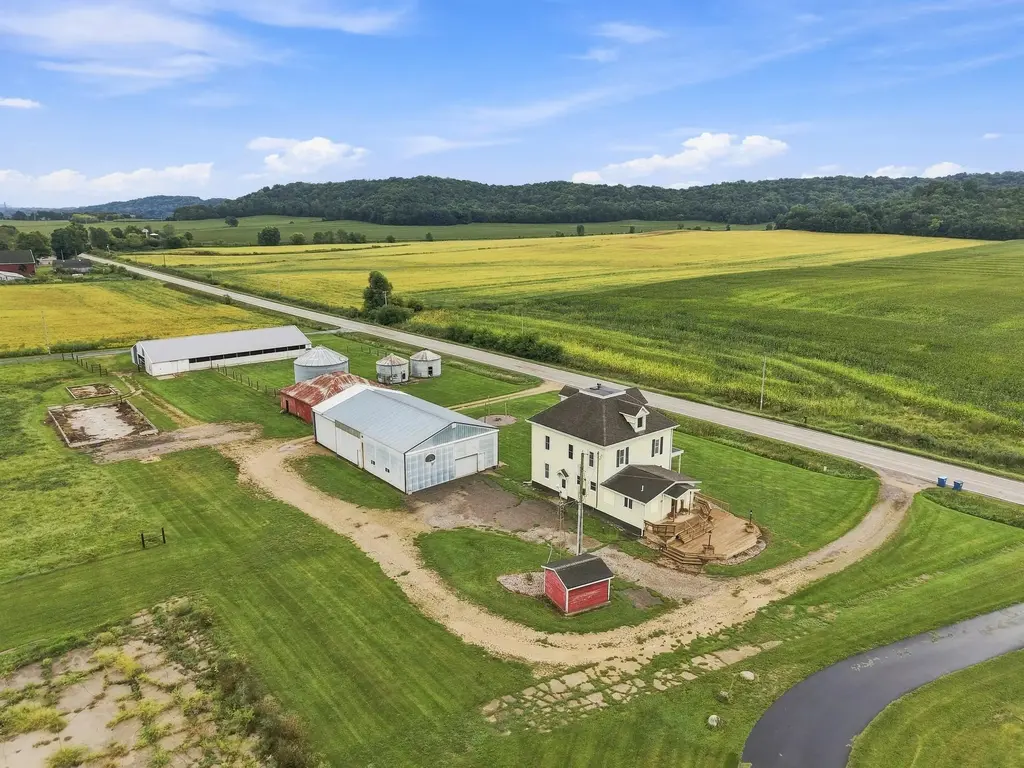 E10056 County Road C, Sumpter