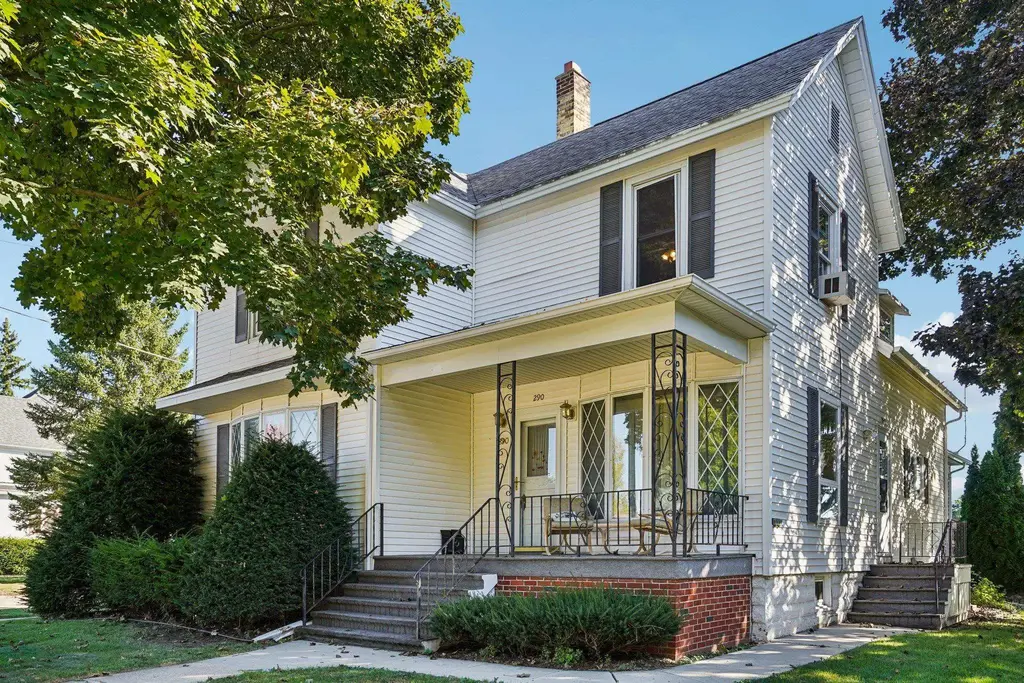 290 Williams Street, Randolph