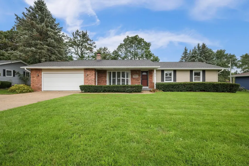 479 Garfield Avenue, Evansville