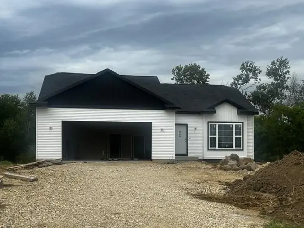 624 Lakeview Avenue, Merrimac