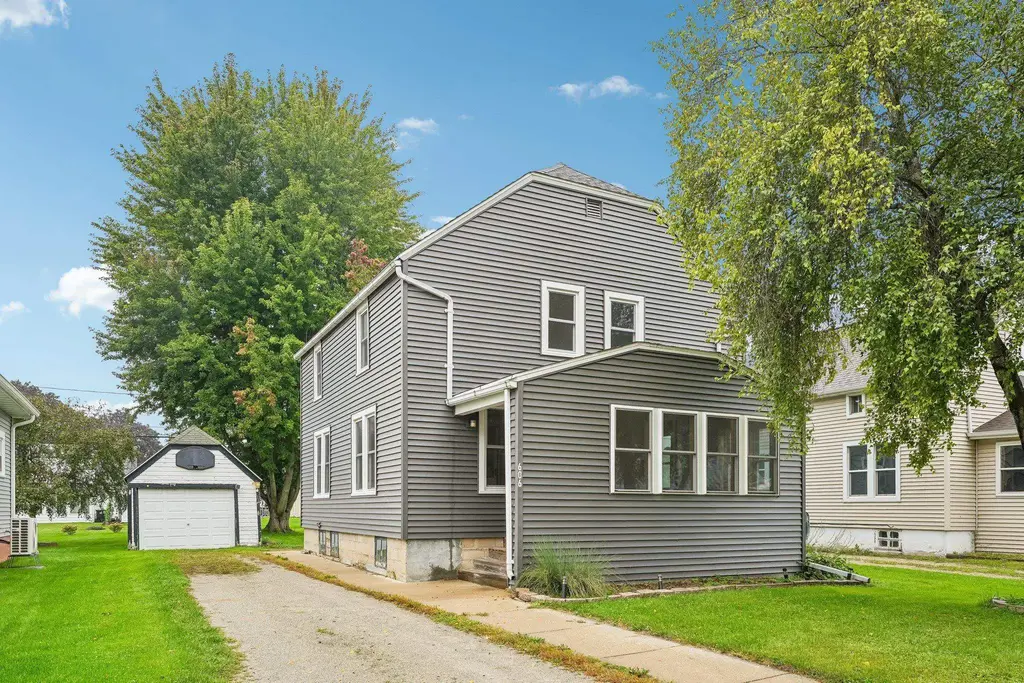 606 Cochrane Street, Waupun