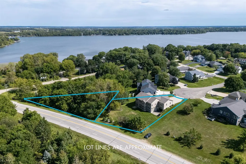 N6819a Canter Court, Lake Mills