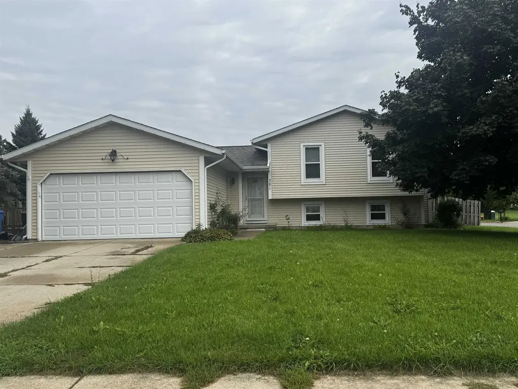 381 Cherry Wood Drive, Oregon