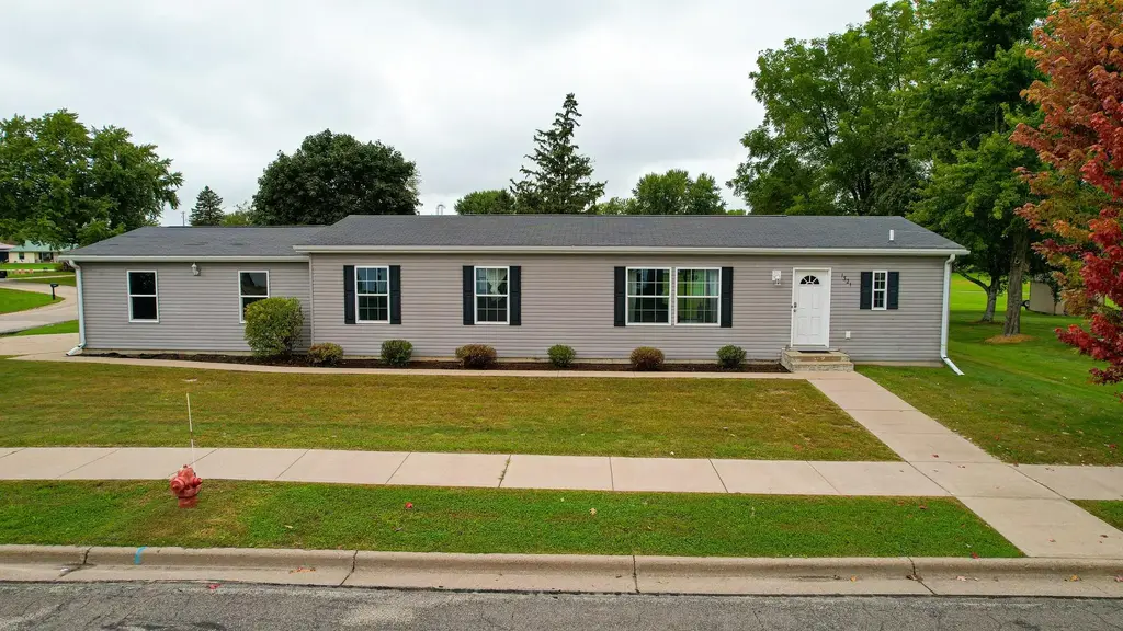 1321 Lakeview Drive, Tomah