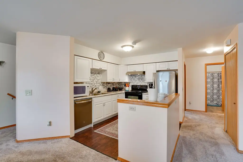 964 Rockefeller Lane, Madison
