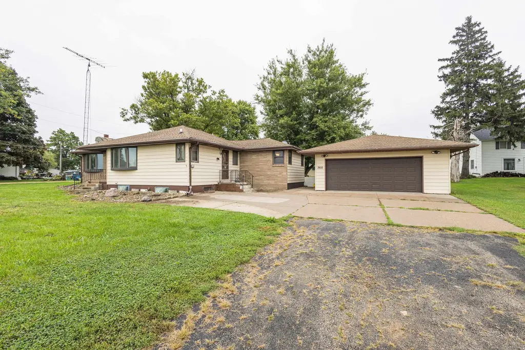 3610 N Percival Street, Hazel Green