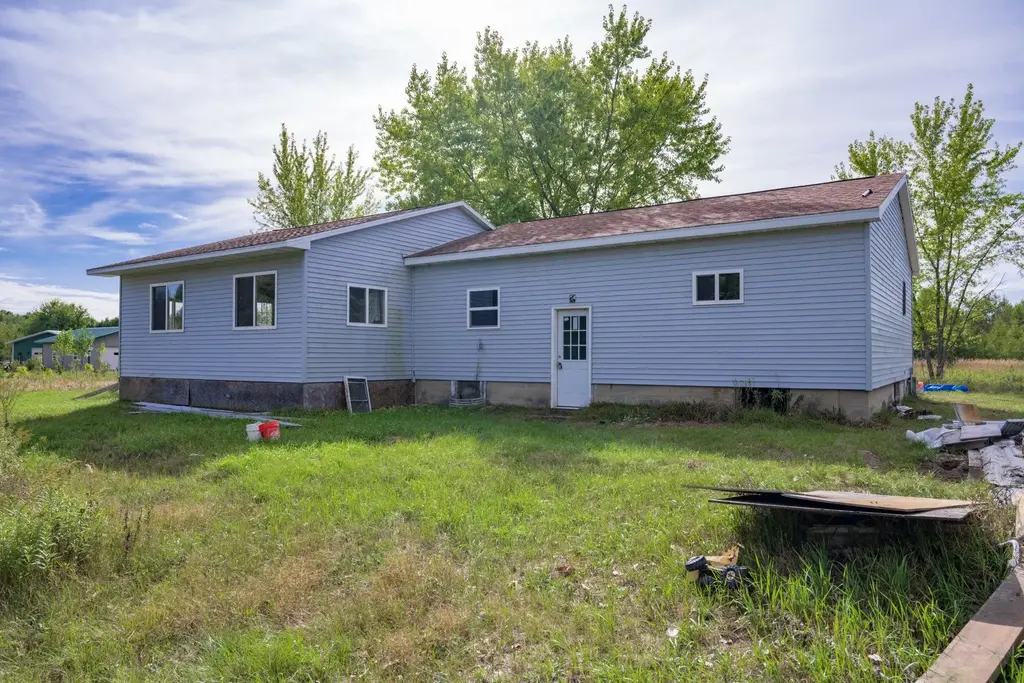 N13413 12th Avenue, Necedah
