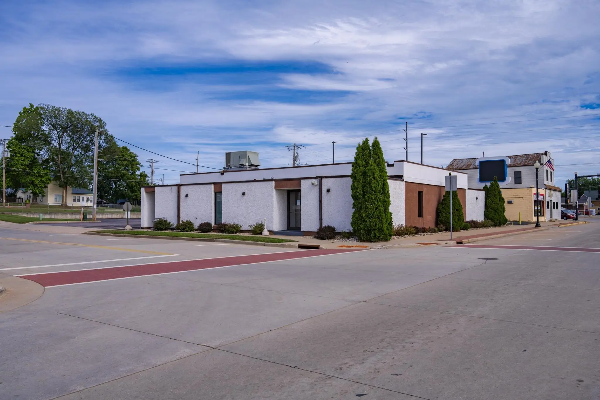 401 E State Street, Mauston