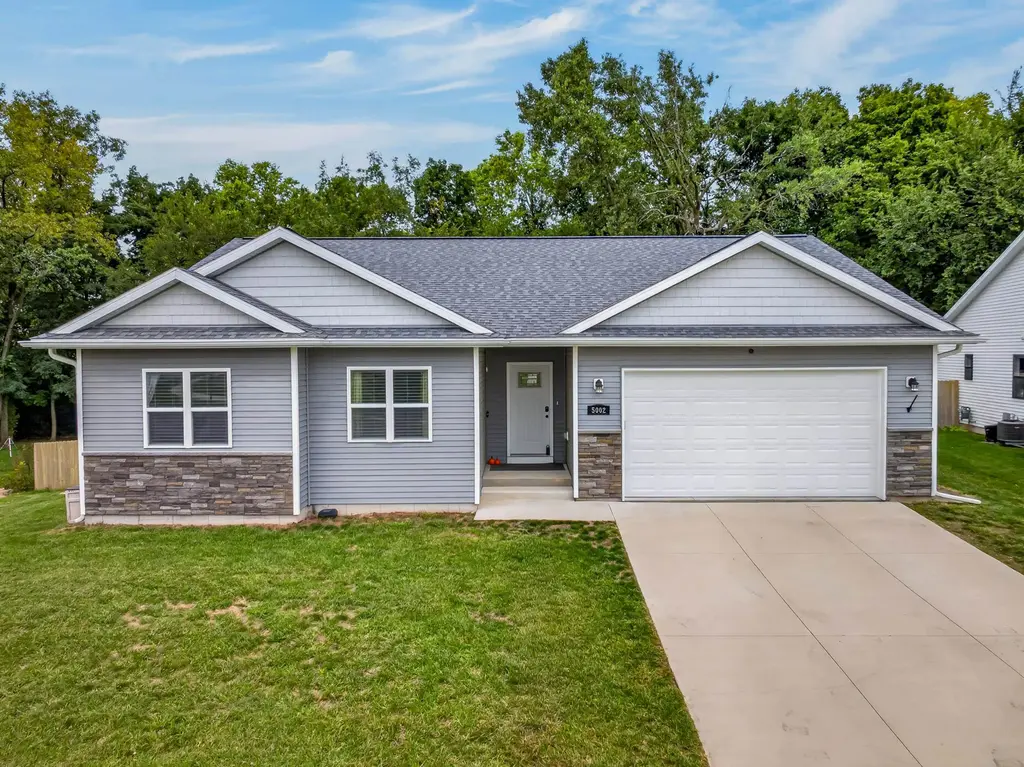 5002 Great Gray Drive, Madison
