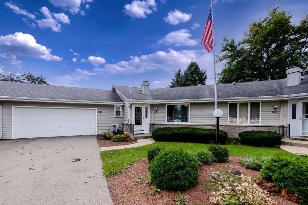 3914 E Milwaukee Street, Janesville