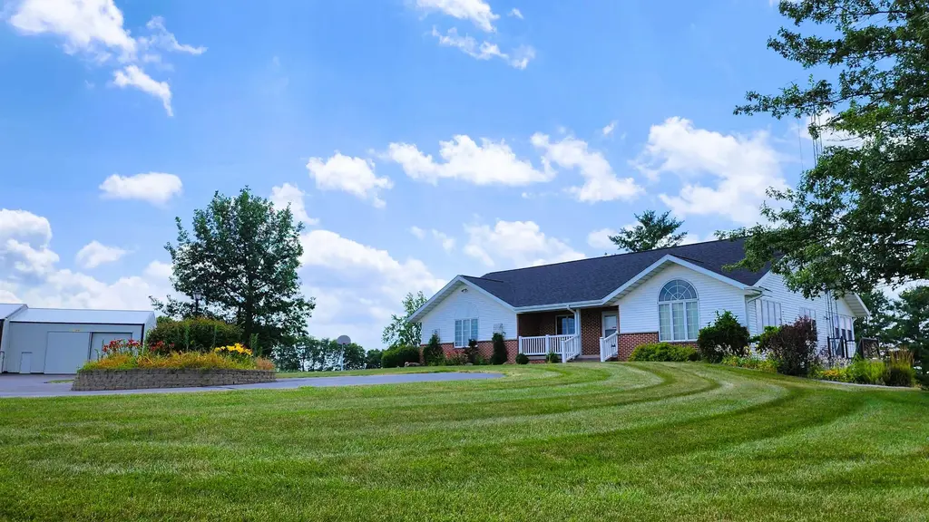 11056 Center Road, Durand