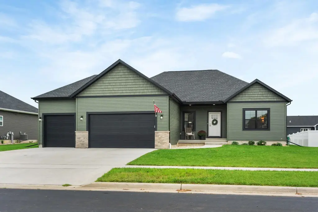 67 E Ash Lane, Milton