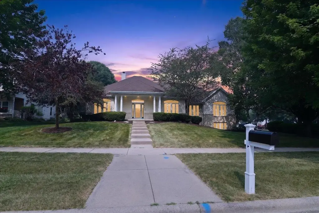 2779 Richardson Street, Fitchburg
