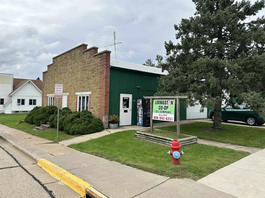 405 W Barber Avenue, Livingston
