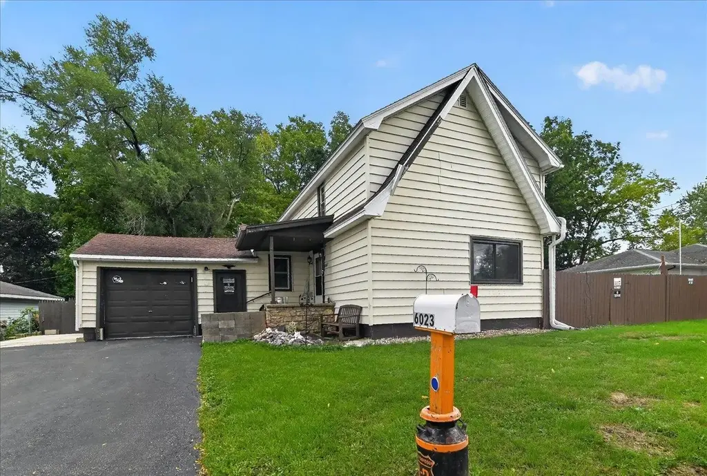 6023 Merrill Street, McFarland