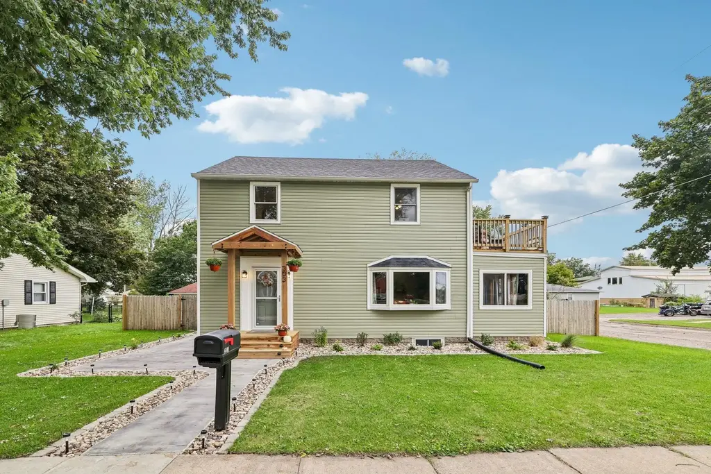 303 S Main Street, New Lisbon
