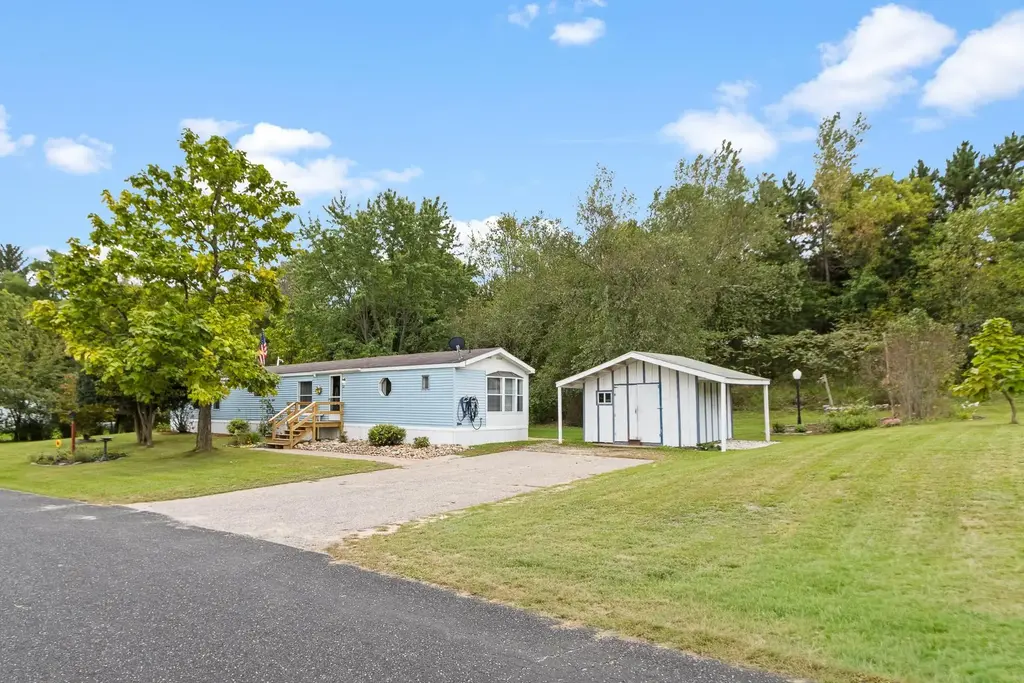 #40 - S1903 County A Road, Delton