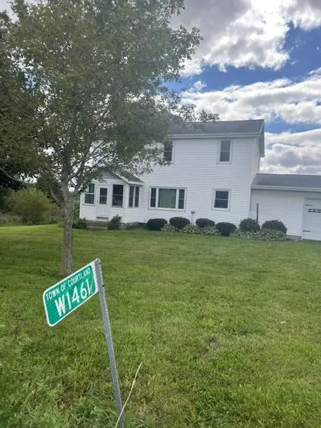 W1461 County Road G, Courtland