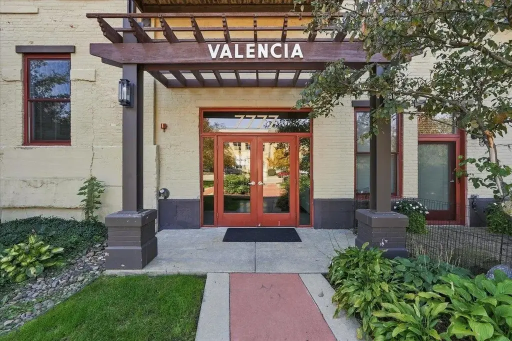 #208 - 7777 Elmwood Avenue, Middleton