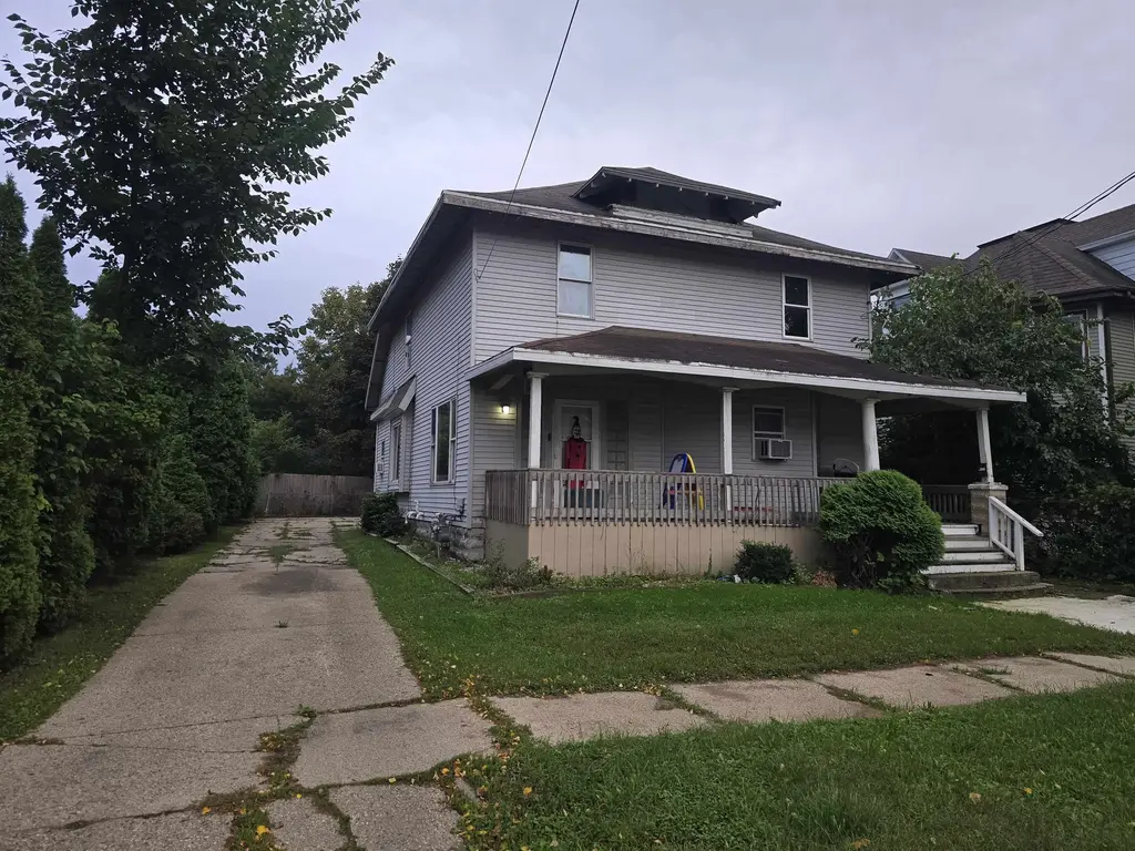 320 Highland Avenue, Beloit