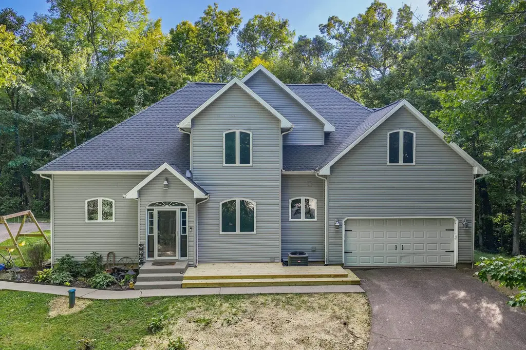 E10919 Hatchery Road, Baraboo