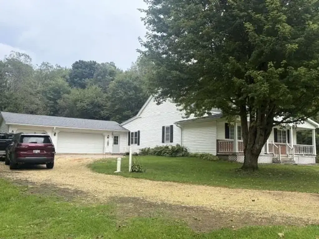 8090 County U Road, Beetown
