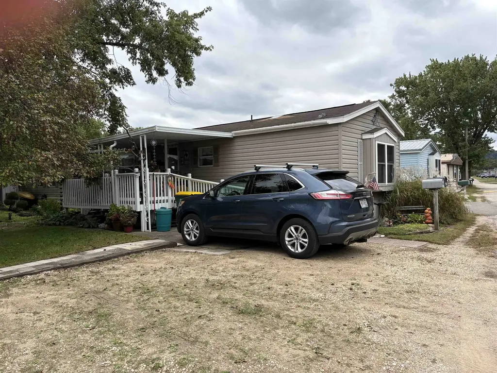 #44 - 38005 Hwy 18, Bridgeport