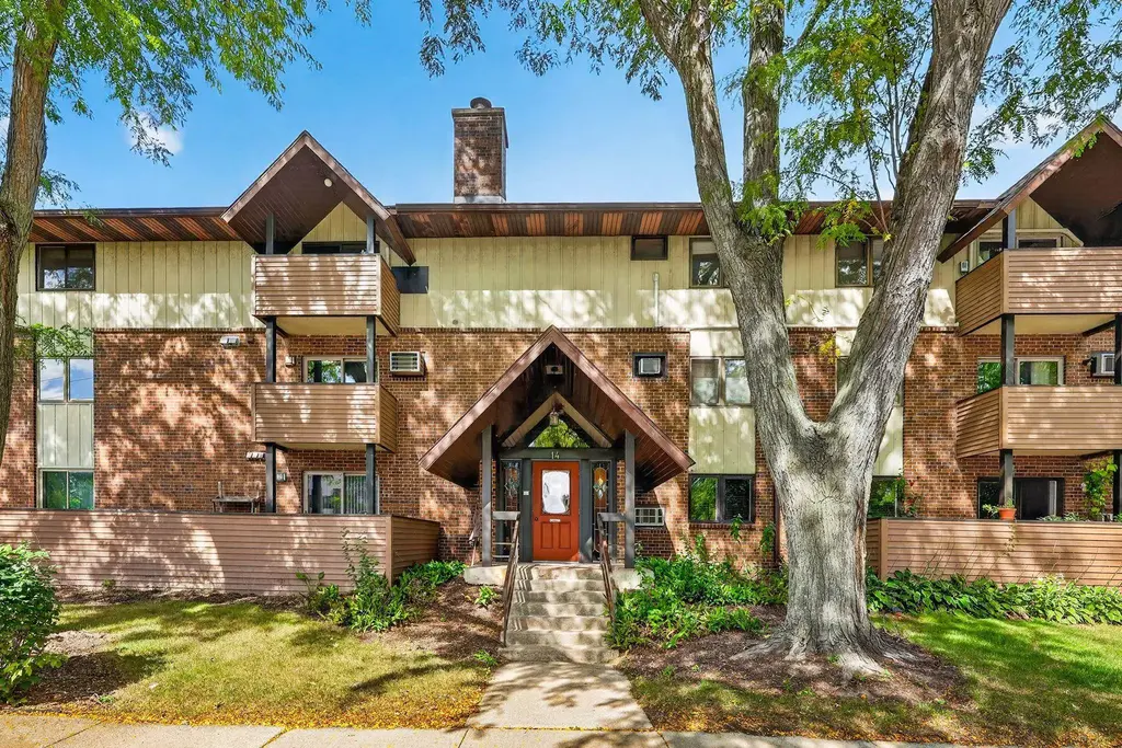 #23 - 14 Maple Wood Lane, Madison