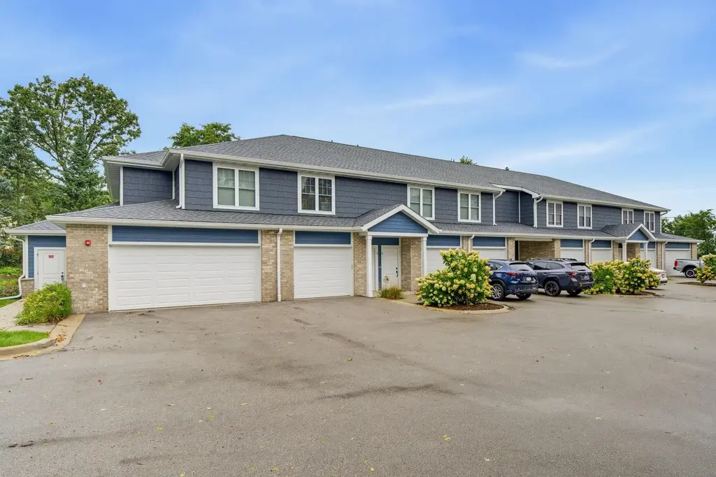 2709 Silvernail Road, Waukesha