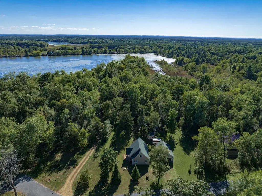 W4110 Murmuring Pines Drive, Necedah