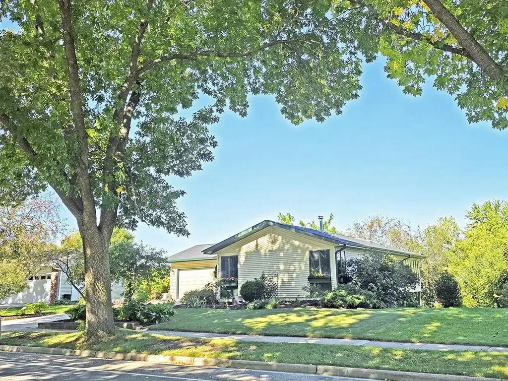3302 Portage Road, Madison