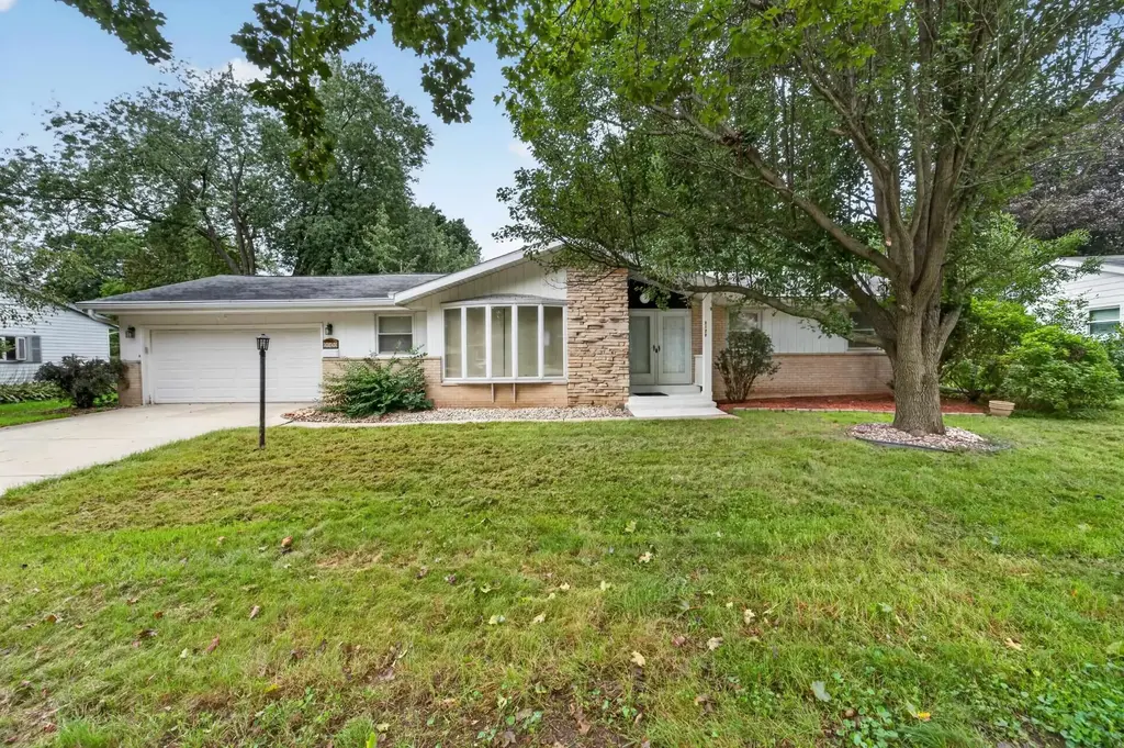 2122 Gilbert Road, Madison