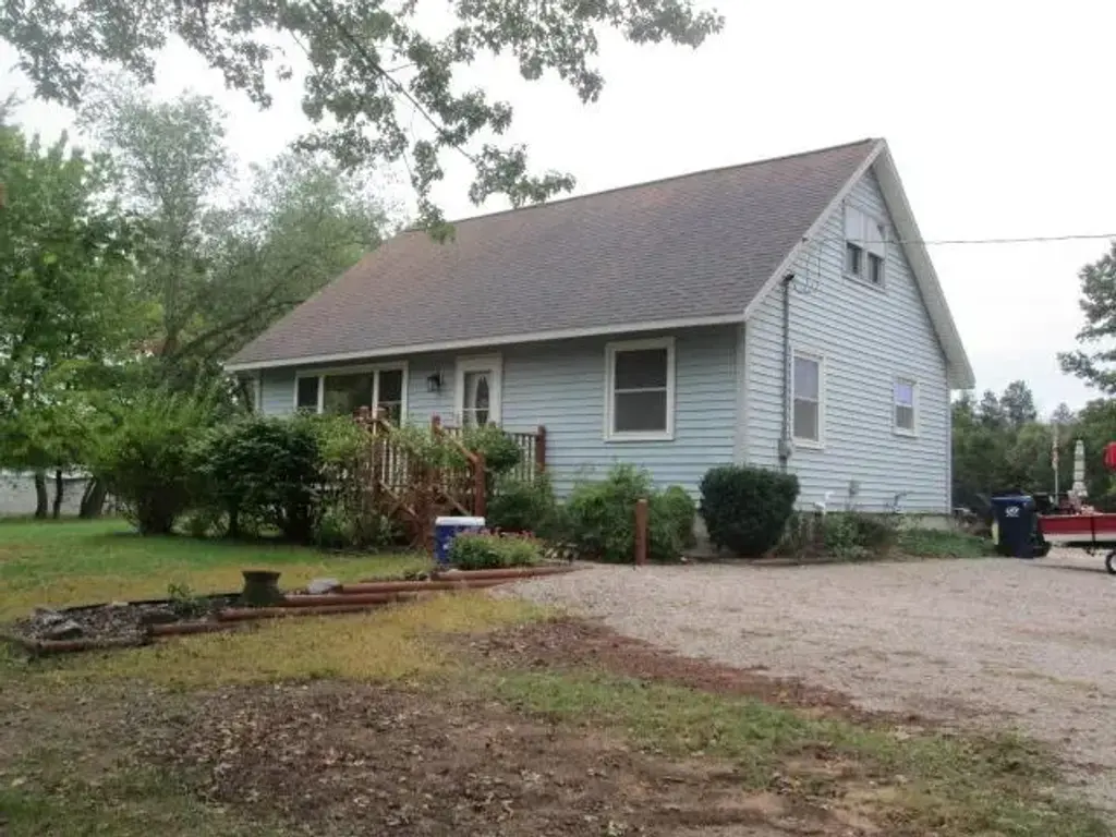 N10338 Queens Way, Necedah
