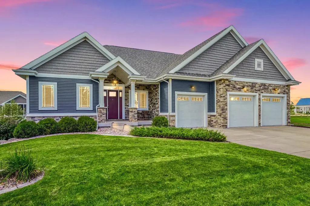 811 Lynn Street, Waunakee