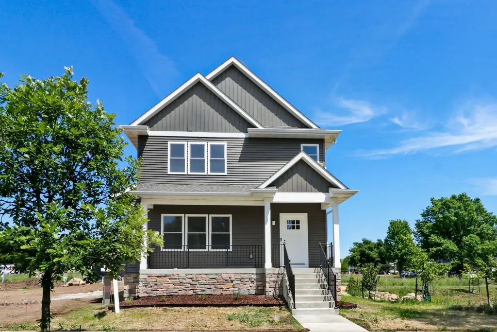 2810 Big Bluestem Parkway, Fitchburg