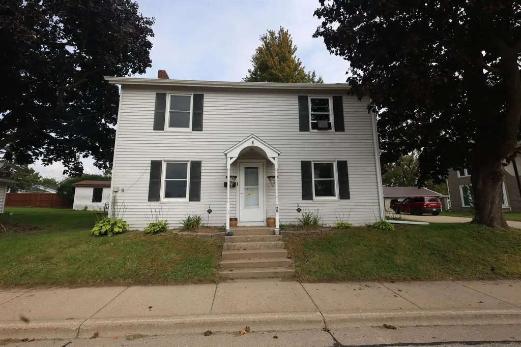 120 E Furnace Street, Platteville
