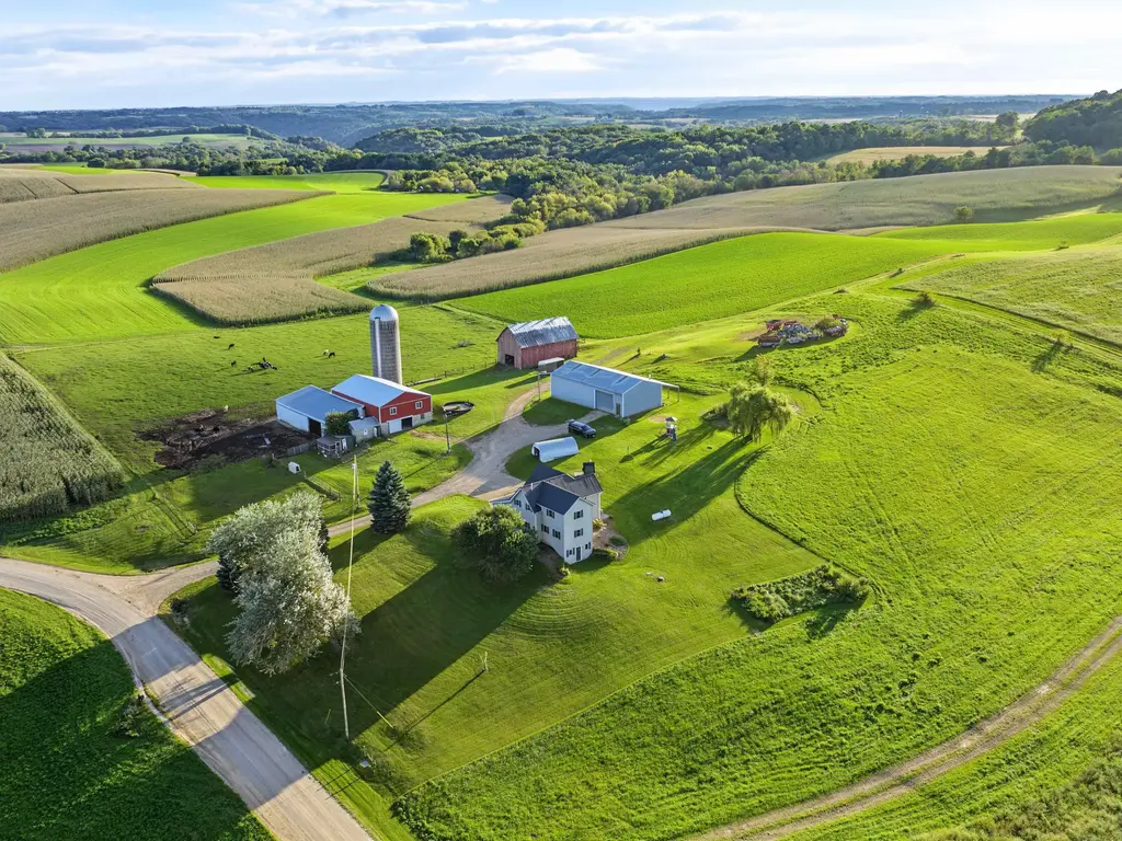 S8199 Gilman Road, Sterling