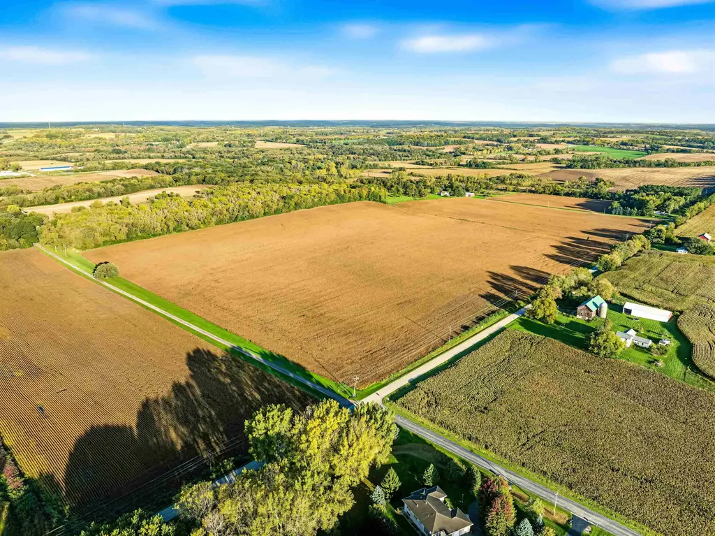 38.80 Acres Faville Road, Lake Mills