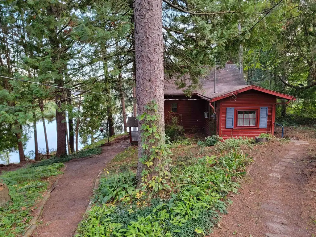 E12615 Weigands Bay, Merrimac