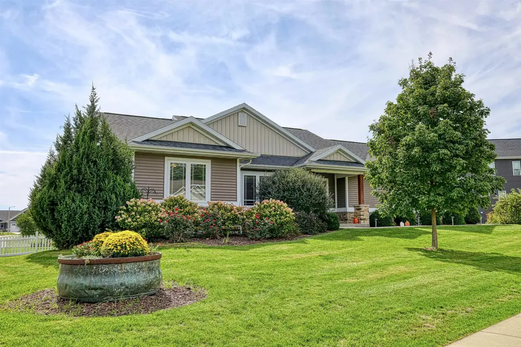 601 Wheatland Drive, Cambridge