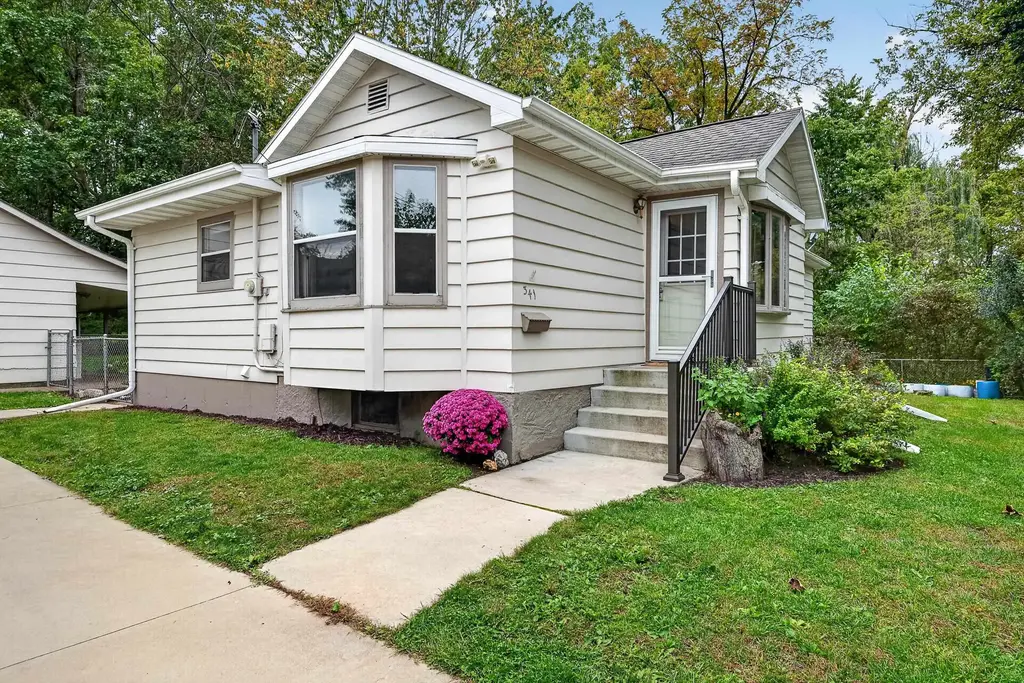 341 W Chicago Street, Stoughton