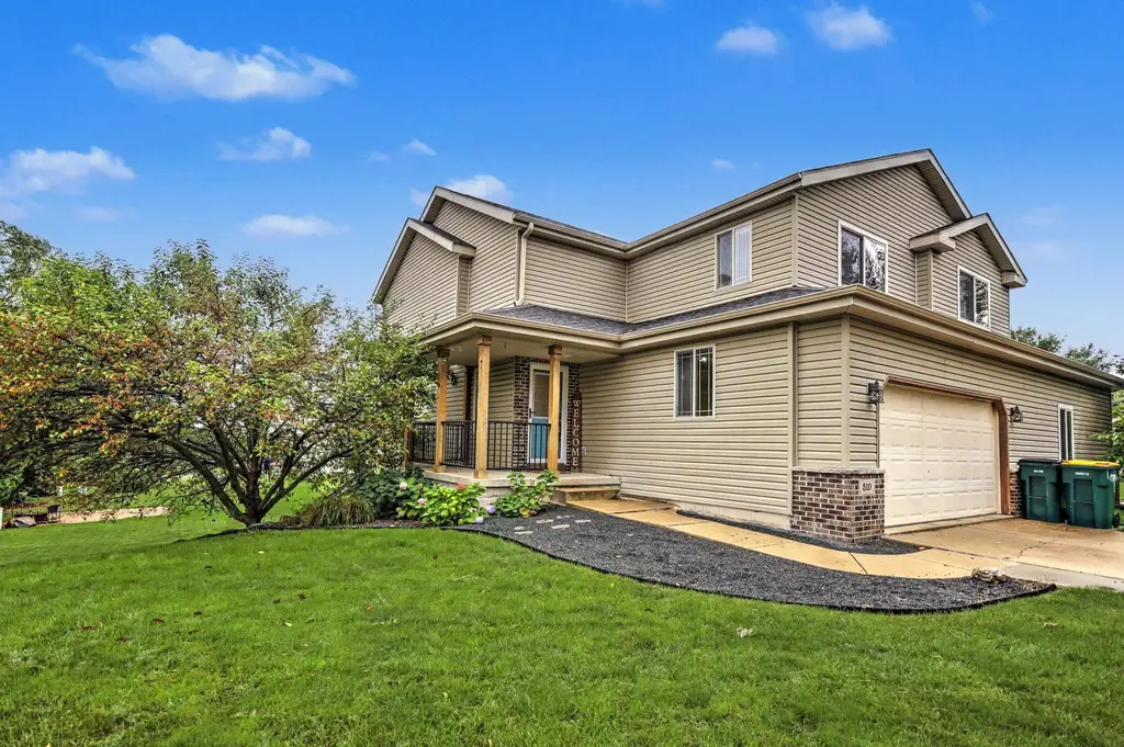 510 Nightingale Lane, Cottage Grove